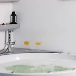 Taha * 卡斯